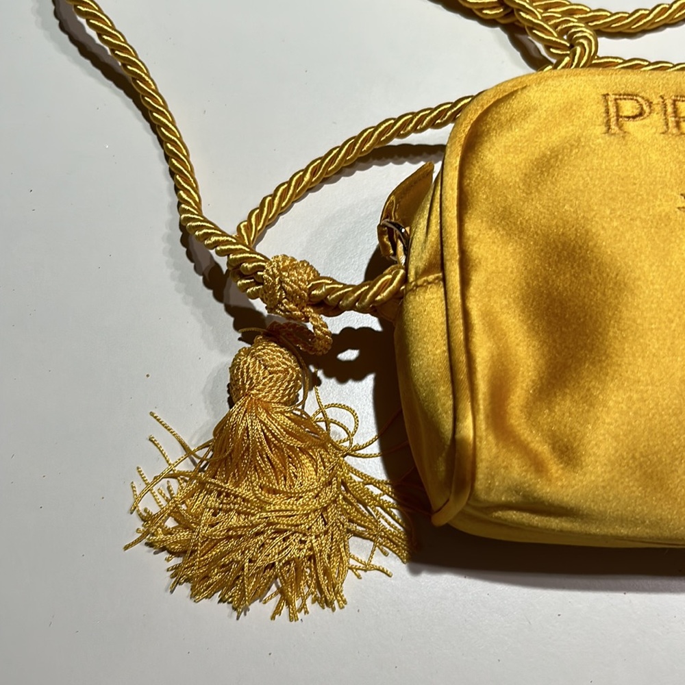 Vintage yellow Prada bag - Picture 3 of 5